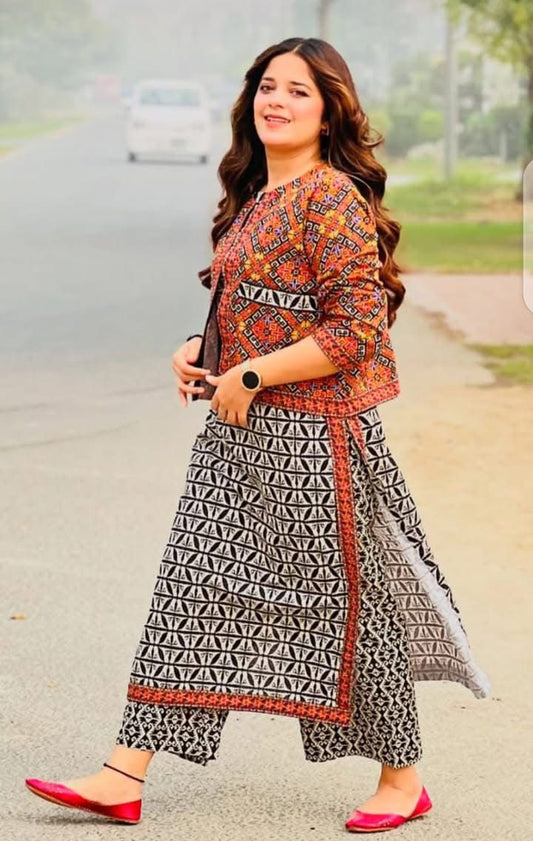 BAROQUE - 3PC KARANDI PRINTED SHIRT WITH PRINTED DUPATTA AND TROUSER - HZG1870