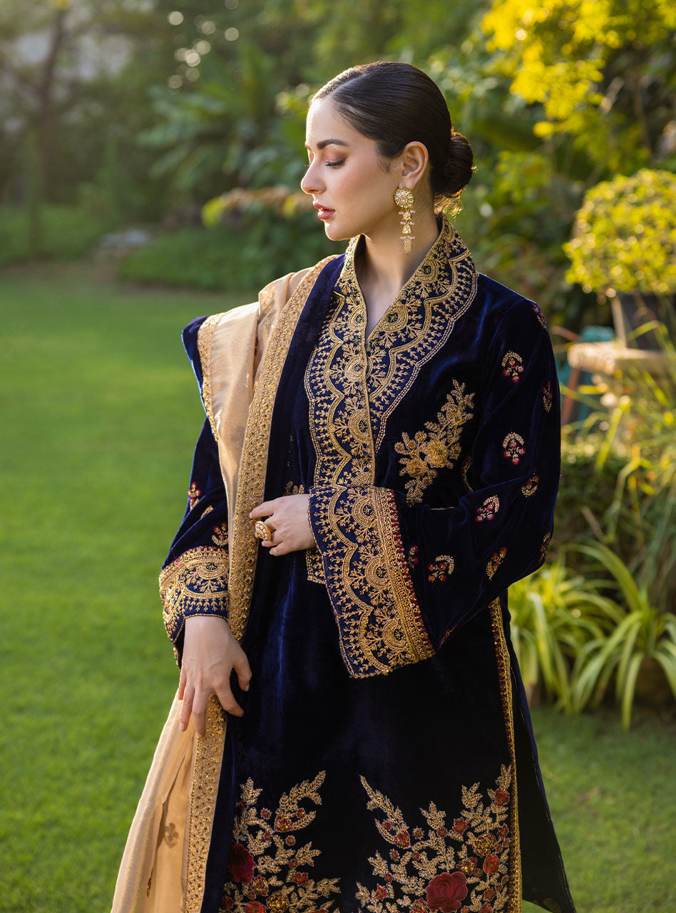 VELVET 3PC EMBROIDERED SHIRT ORGANZA EMBORIDED DUPATA AND SILK TROUSER 616-RR