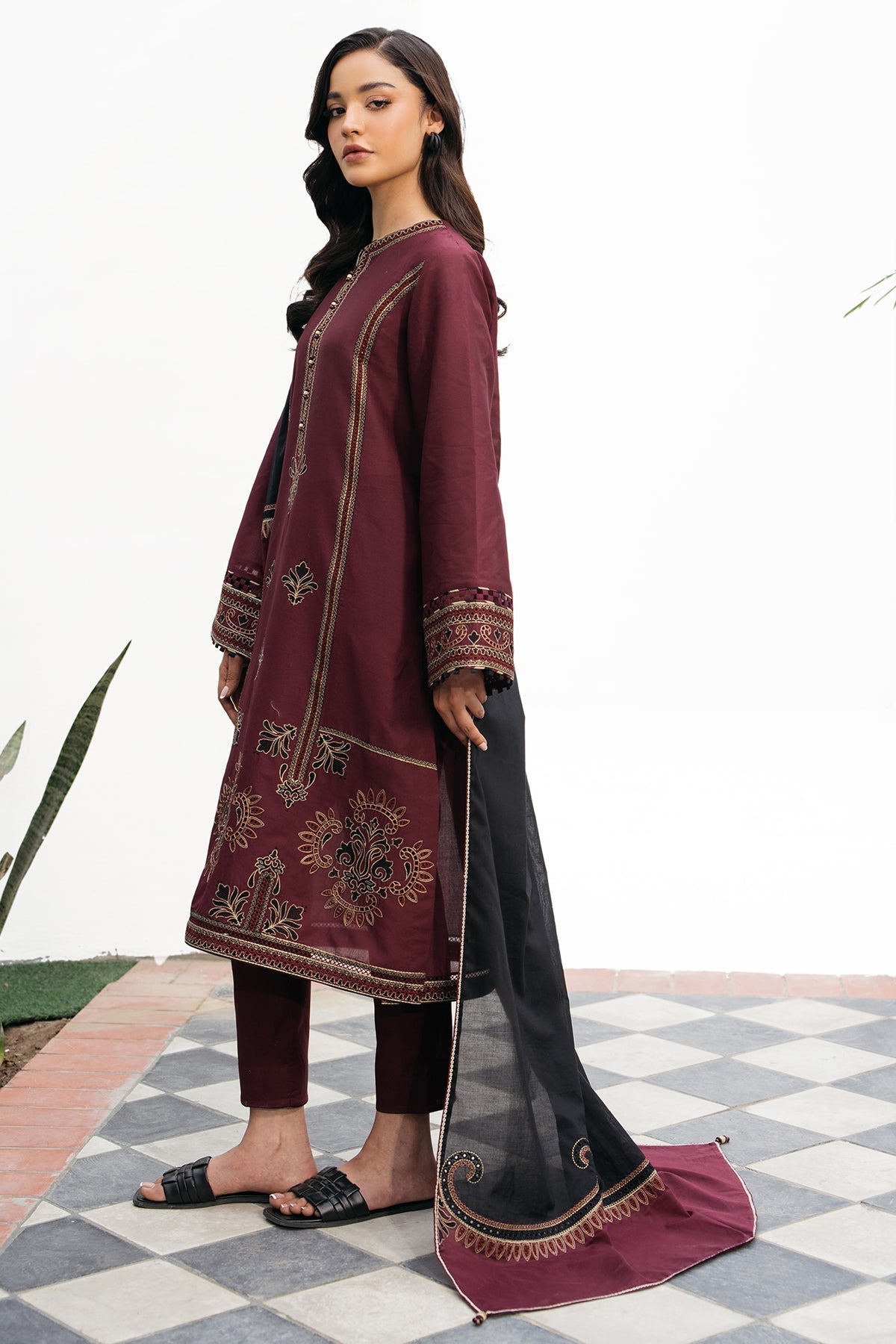 3PC DANAK EMBROIDERED SHIRT AND PRINTED WOOL SHAWL AND PLAIN TROUSER 746-RR