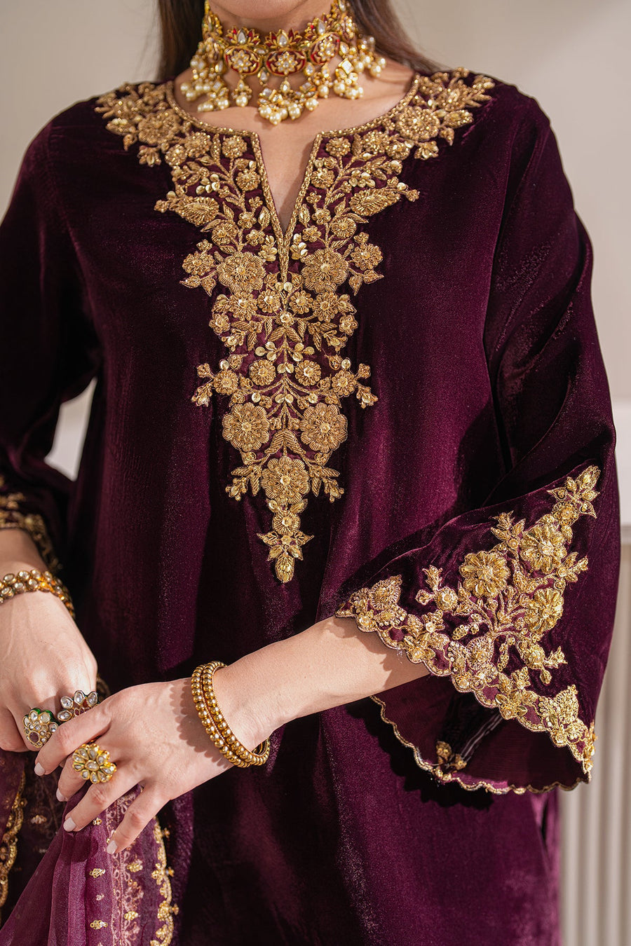 VELVET 3PC SHIRT EMBROIDERED ORGANZA EMBROIDERED DUPATA AND VELVET TROUSER 601-RR