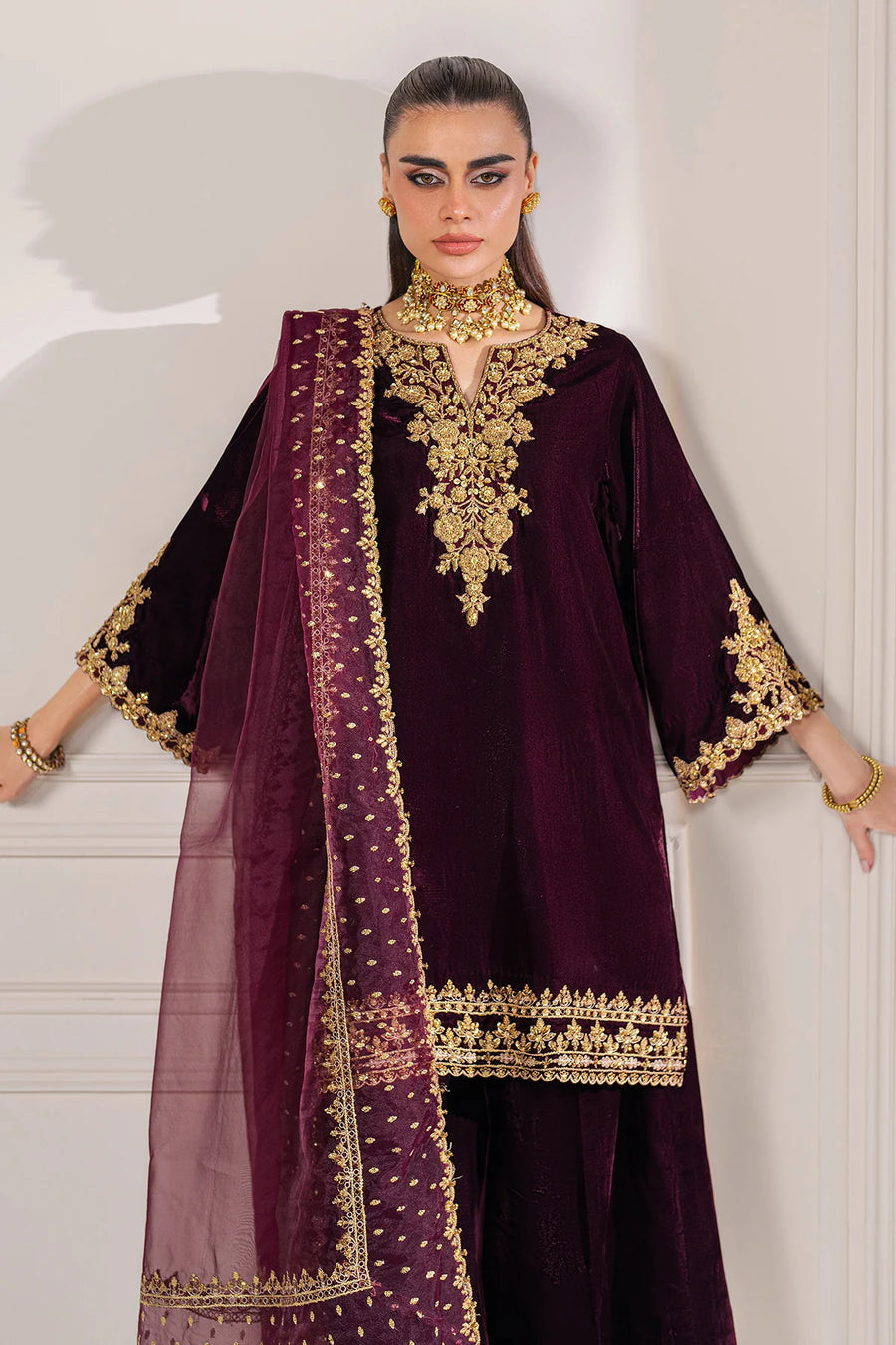 VELVET 3PC SHIRT EMBROIDERED ORGANZA EMBROIDERED DUPATA AND VELVET TROUSER 601-RR