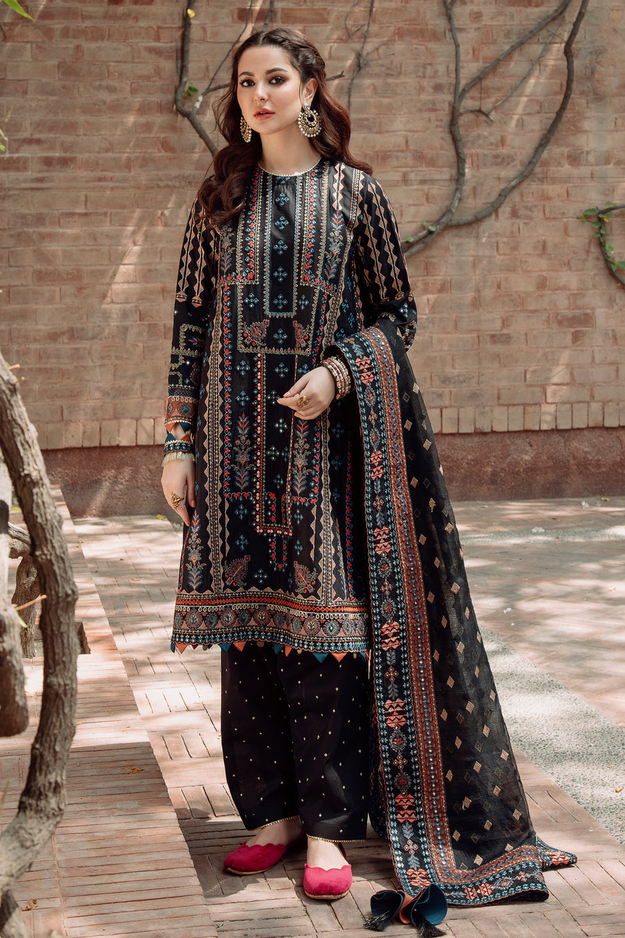 3PC DANAK EMBORIDED SHIRT PLAIN TROUSER EMBORIDED DANAK SHAWL   973-RR