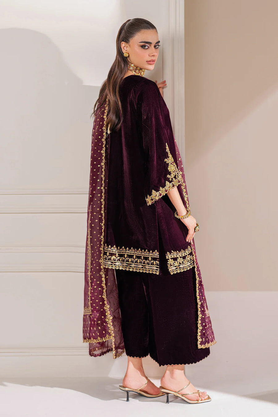 VELVET 3PC SHIRT EMBROIDERED ORGANZA EMBROIDERED DUPATA AND VELVET TROUSER 601-RR
