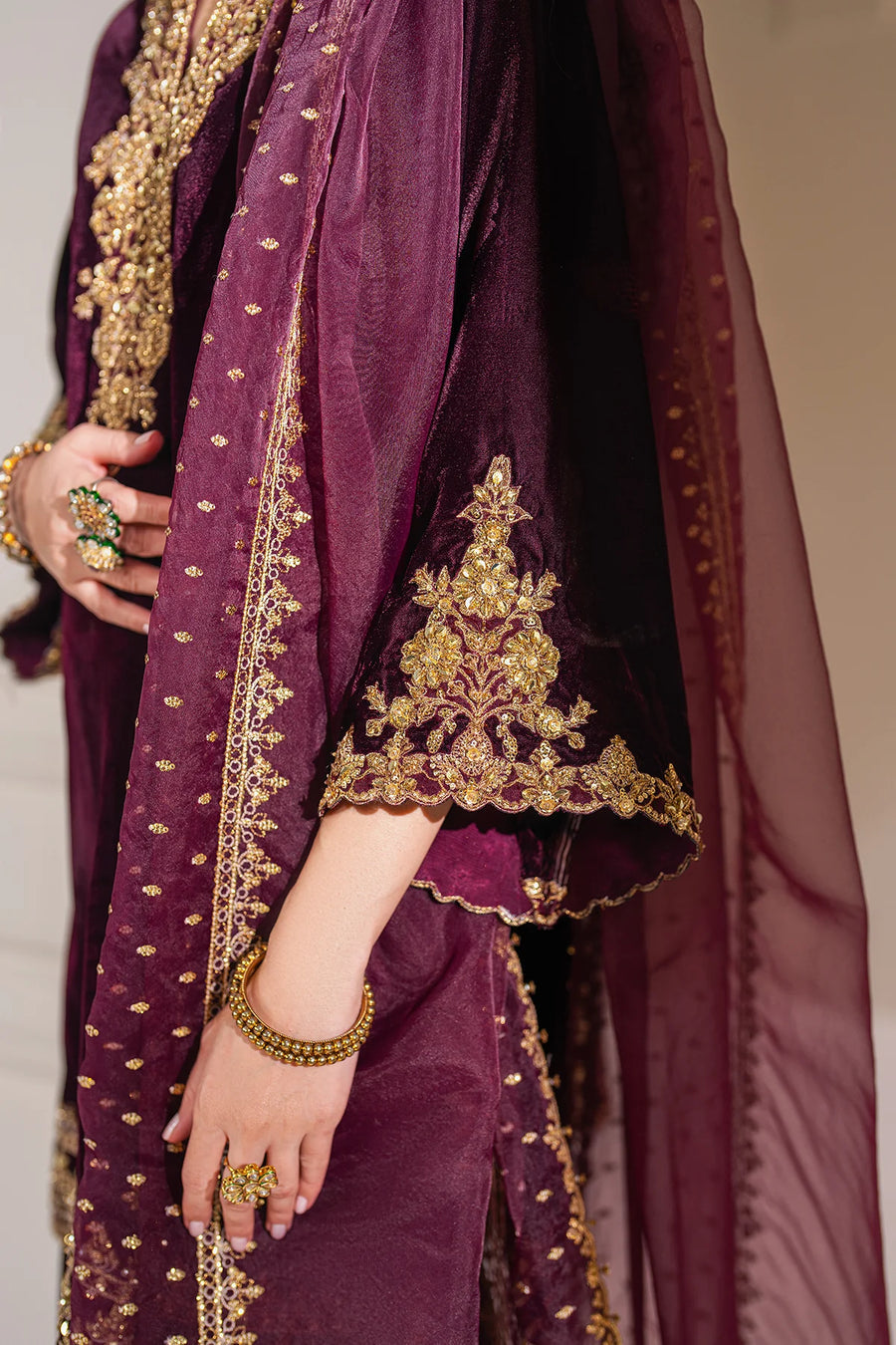 VELVET 3PC SHIRT EMBROIDERED ORGANZA EMBROIDERED DUPATA AND VELVET TROUSER 601-RR