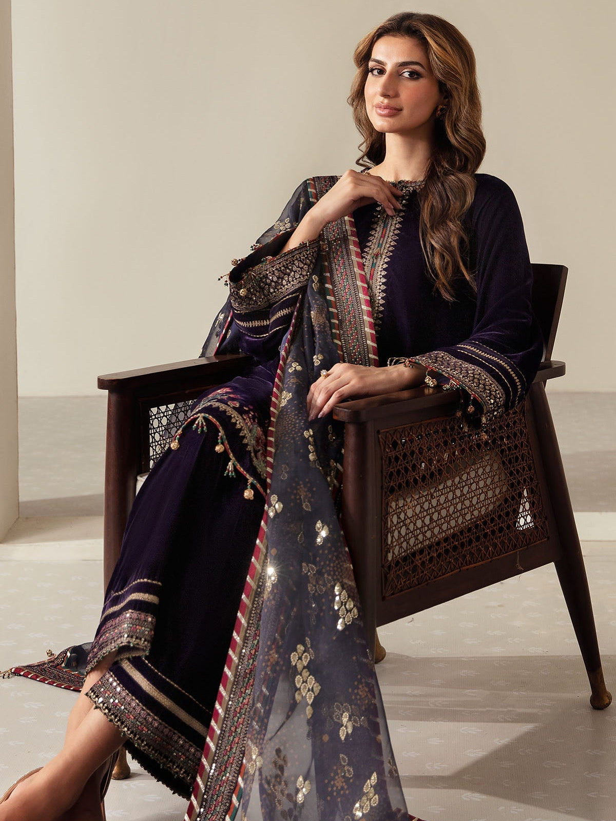 VELVET 3PC EMBROIDERED SHIRT ORGANZA EMBORIDED DUPATA AND SILK TROUSER 622-QQ